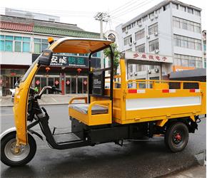 重慶六桶電動三輪車